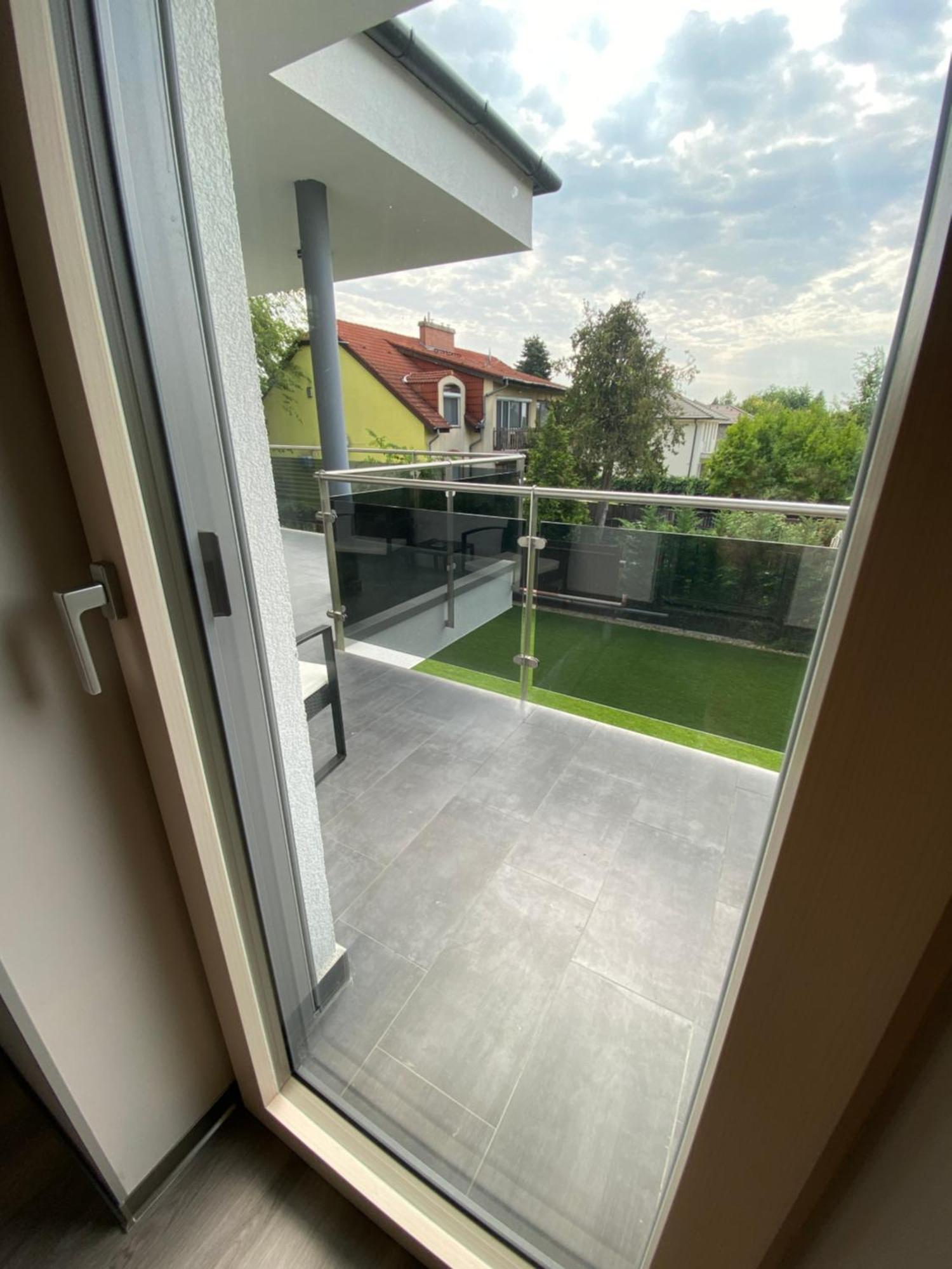 Modern Living In Budapest Eksteriør billede